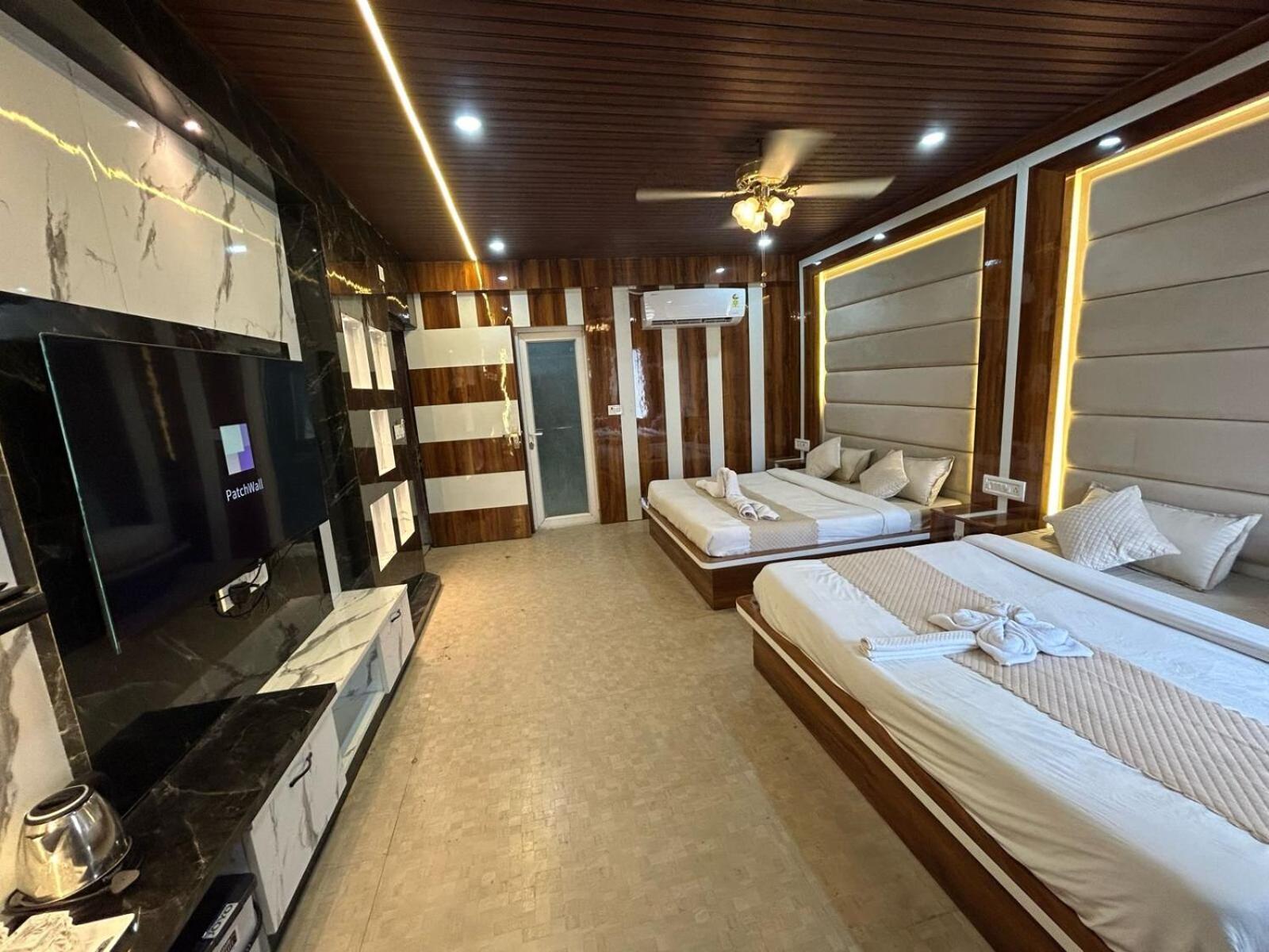 Hotel Dev Ganga Rishikesh Exterior photo
